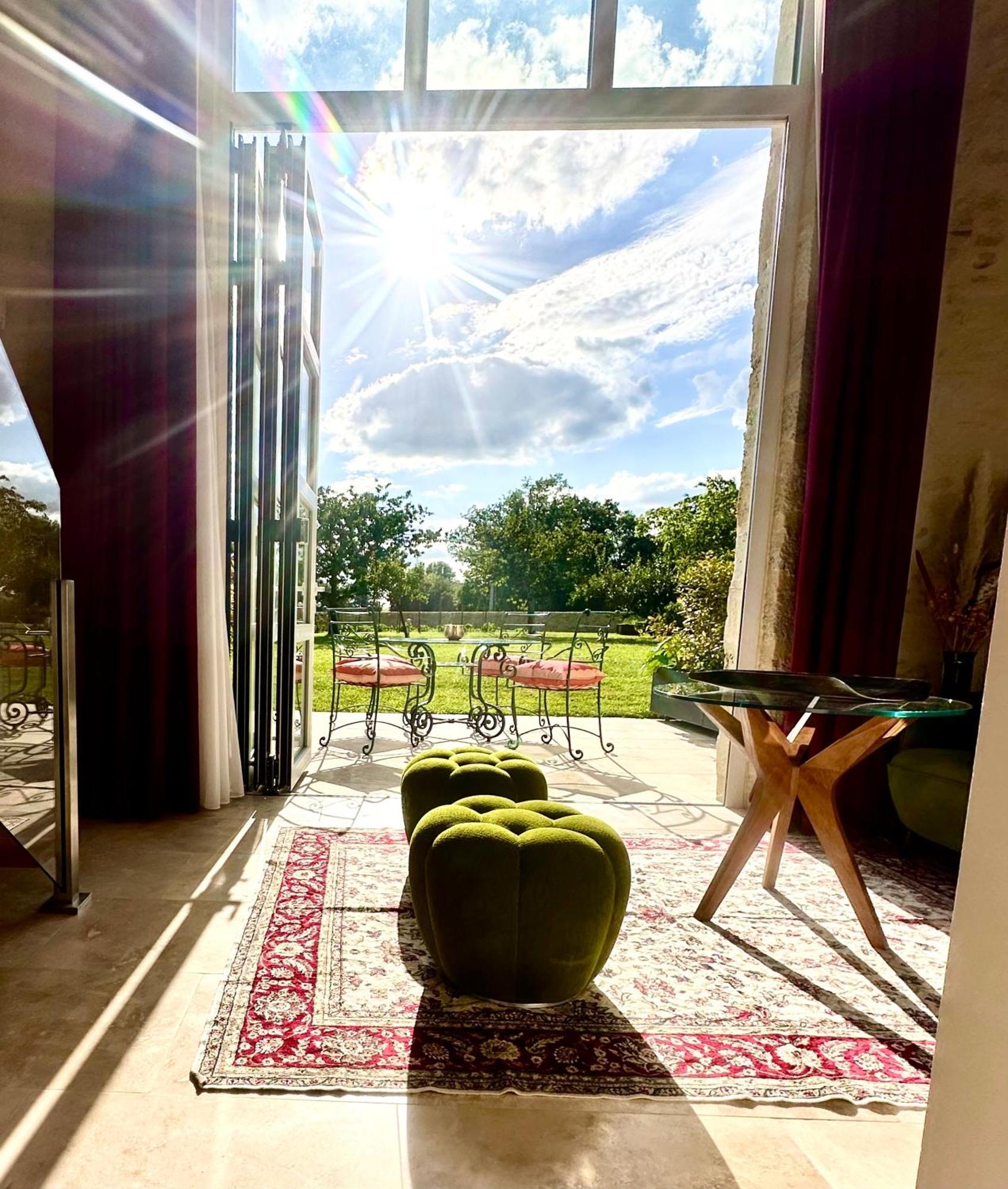 Chateau De Lafont Suites Saint-Vivien (Dordogne) Exterior foto
