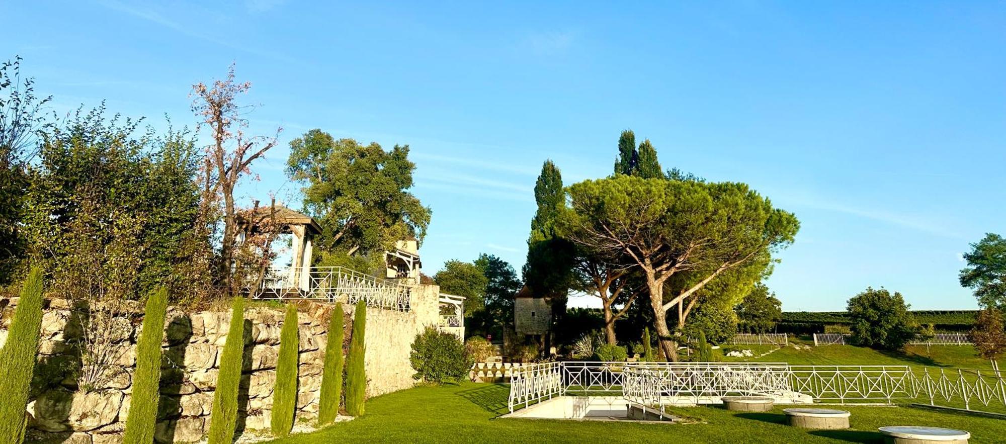 Chateau De Lafont Suites Saint-Vivien (Dordogne) Exterior foto