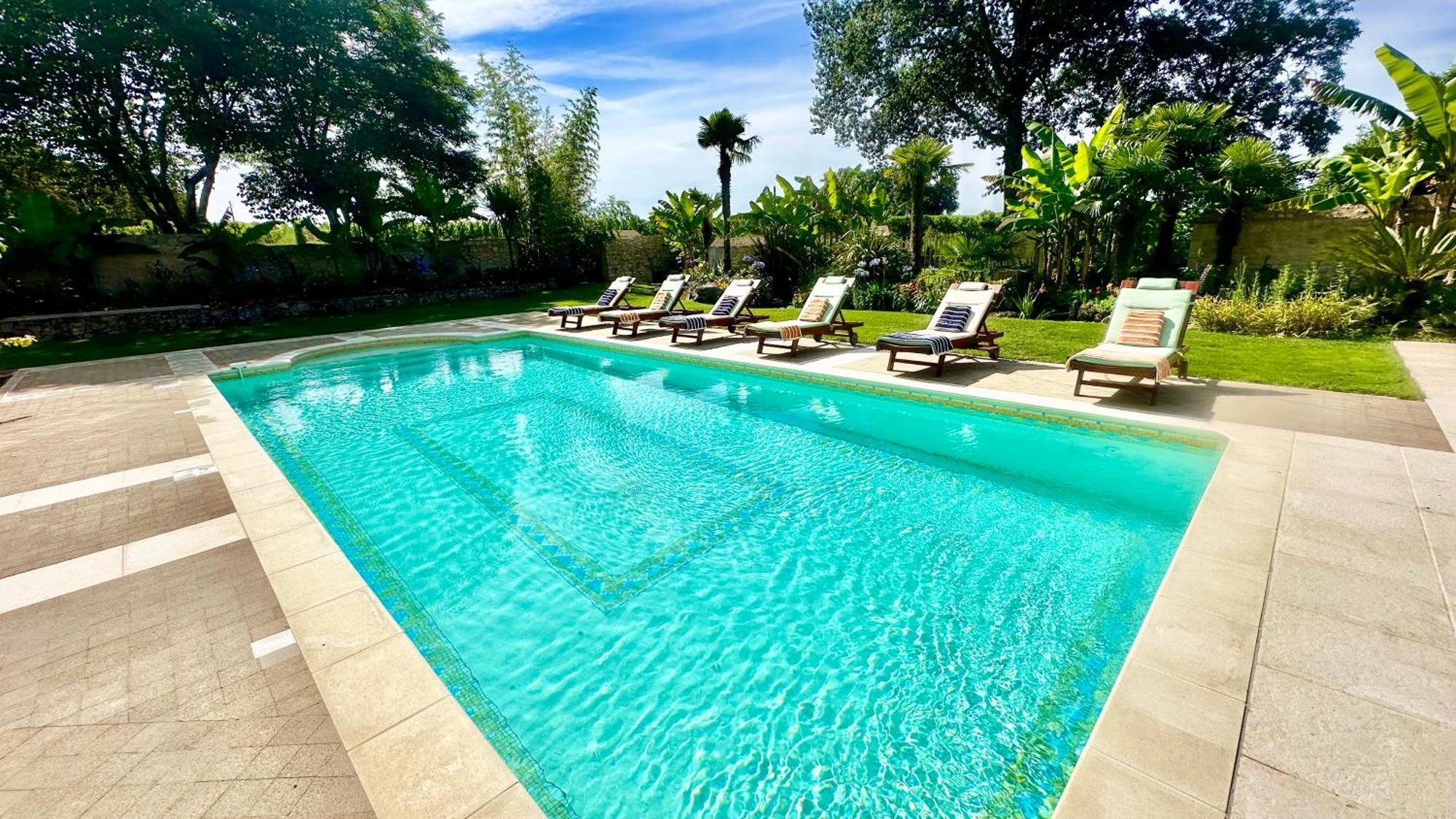 Chateau De Lafont Suites Saint-Vivien (Dordogne) Exterior foto