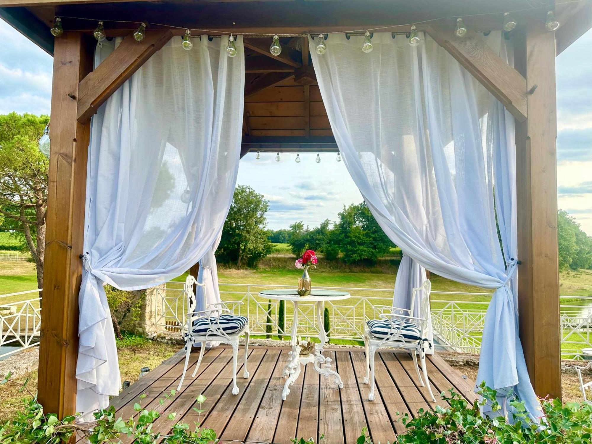 Chateau De Lafont Suites Saint-Vivien (Dordogne) Exterior foto
